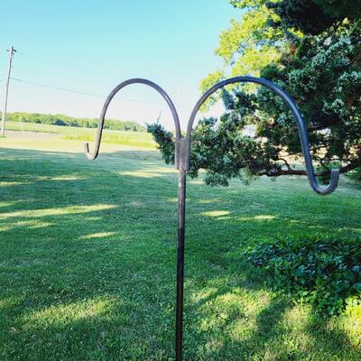 DOUBLE IRON SHEPARD HOOK