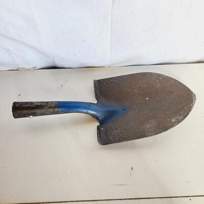 METAL SHOVEL HEAD