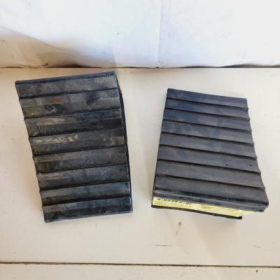 HEAVY DUTY PLASTIC WHEEL CHOCKS