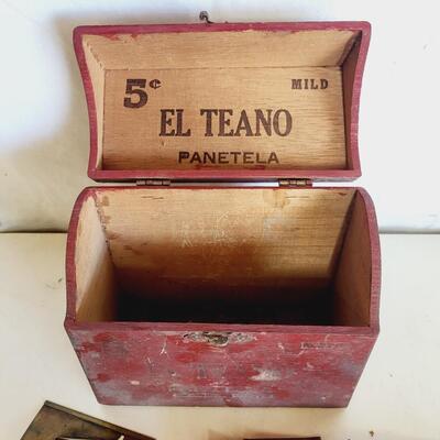 COOL METAL LETTER BUNDLE W/ BOX