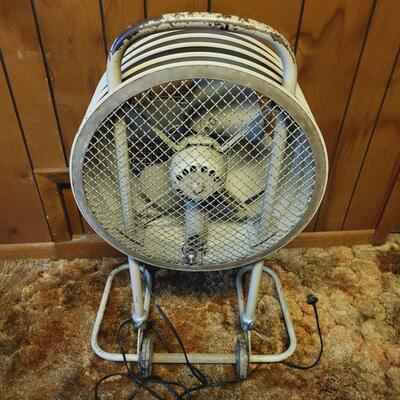 VINTAGE WESTINGHOUSE METAL FLOOR FAN