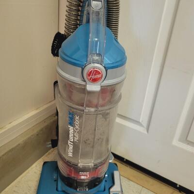 HOOVER WIND TUNNEL VACUUM