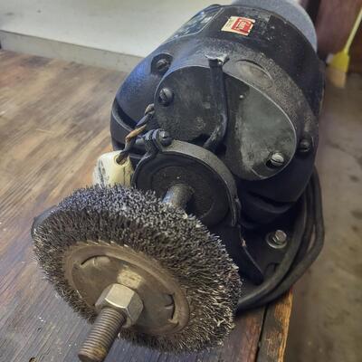 WORKING COLEMAN ELECTRIC GRINDER / SHARPENER