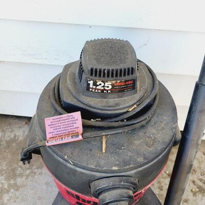WORKING 5 GALLON SHOP VAC