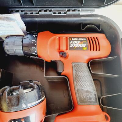 BLACK & DECKER FIRE STORM BUNDLE W/ CASE