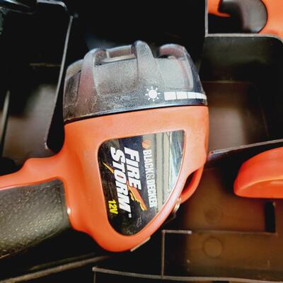 BLACK & DECKER FIRE STORM BUNDLE W/ CASE