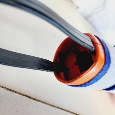BLACK & DECKER 16 IN ELECTRIC DELUXE HEDGE TRIMMERS W/ CORD ORGANIZER