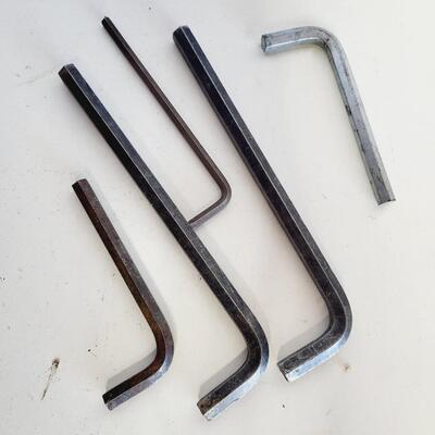 LARGE BUNDLE OF ALLEN WRENCHES