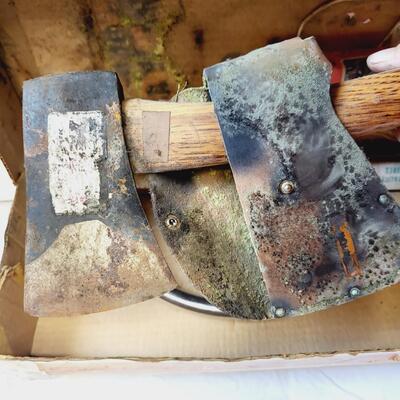 VINTAGE TRUE TEMPER CAMPING TOOL KIT