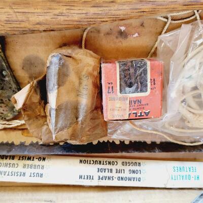 VINTAGE TRUE TEMPER CAMPING TOOL KIT