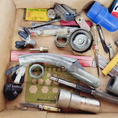 LOT OF AUTOMOTIVE TOOLS & ACCESSORIES