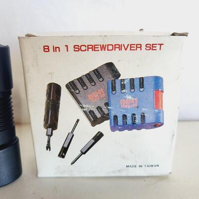 8N1 SCREWDRIVER SET W/ BOX