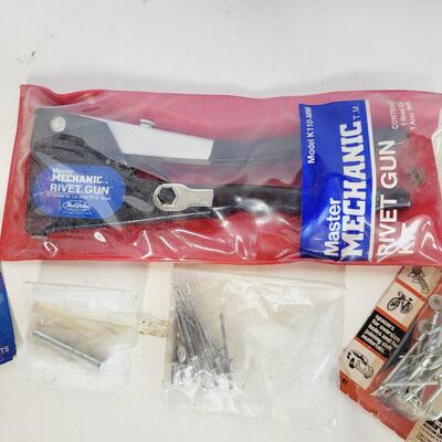 MASTER MECHANICS RIVET NAIL GUN & ACCESSORIES