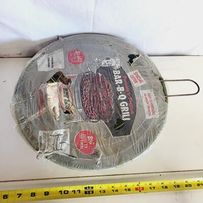 NEW IN PKG BBQ GRILL