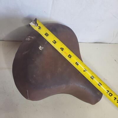 VINTAGE MESSINGER BICYCLE SEAT