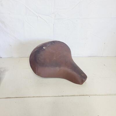 VINTAGE MESSINGER BICYCLE SEAT