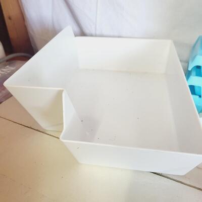 ICE CUBE TRAY BUNDLE W/ EXTRAS