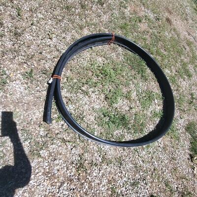 BUNDLE OF PLASTIC EDGING