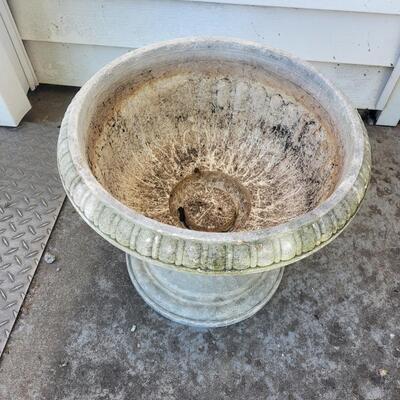 PLASTIC DECORATIVE PLANTER