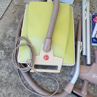 FANTASTIC VINTAGE HOOVER SLIMLINE WORKING VACUUM W/ LOTS OF ACCESSORIES