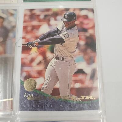 Ken griffey Jr lot of 9 cards