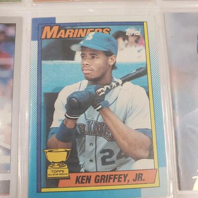 Ken griffey Jr lot of 9 cards