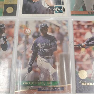 Ken griffey Jr lot of 9 cards