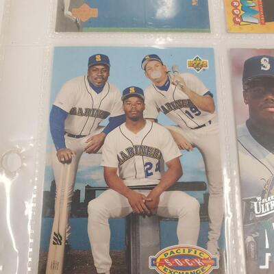 Lot of 9 ken griffey jr cards