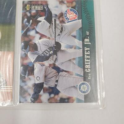 Ken griffey Jr card lot of 9