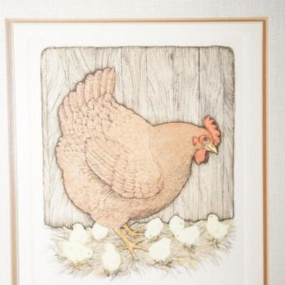 SUSAN HUNT WULKOWICZ HAND COLORED PRINT SIGNED AND HUMBERED HEN & CHICKEN