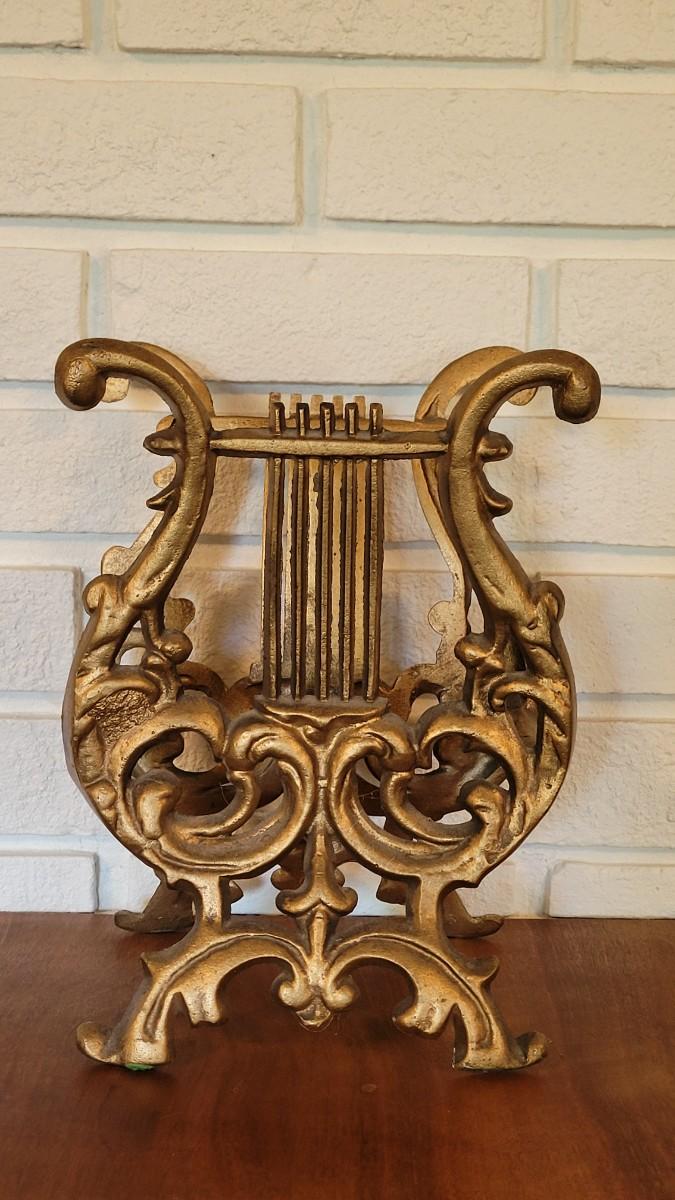 Lot 108 Gold Gilt Metal Lyre Sheet Music Stand