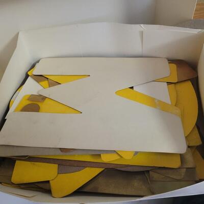 LARGE SUPPLY OF LETTERS FOR PROJECTS