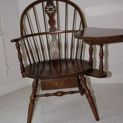 REPRODUCTION   VTG Hale Co. Vermont Maple Left Hand Bowback Windsor Writing Chair/DeskWINDSOR STYLE WRITING TABLE DESK CHAIR
