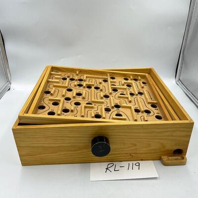 Labyrinth wooden marble maze