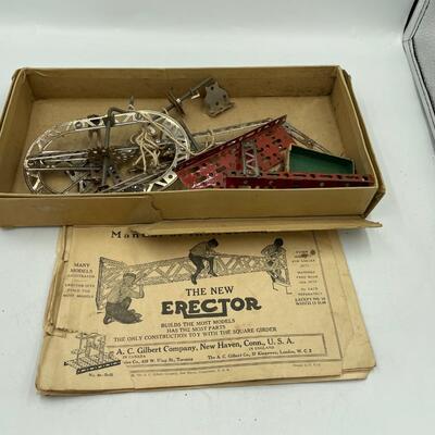 Erector set