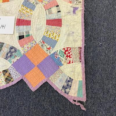 Wedding ring quilt