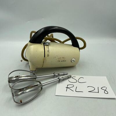 Vintage handheld electric mixer