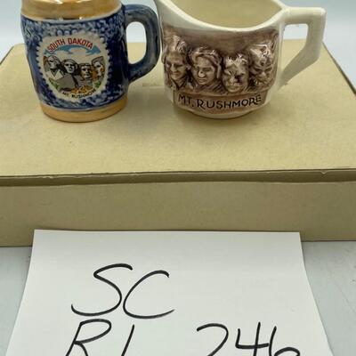 South Dakota small mug and Mt Rushmore creamer