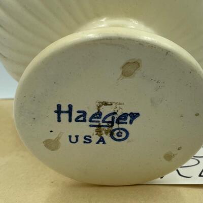 Haeger ribbed pedestal planter