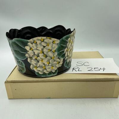 Hand painted cache