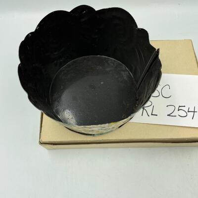 Hand painted cache