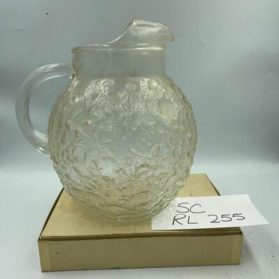 Glass pitcher