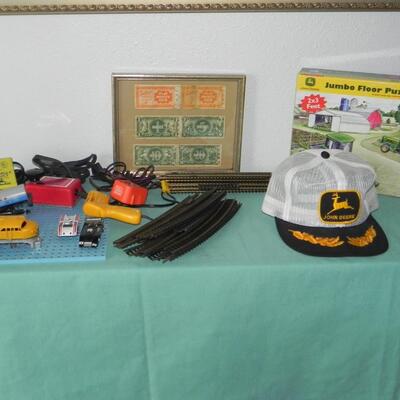 NEW JOHN DEERE FLOOR PUZZLE-JOHN DEERE CAP-TRAINS-PLAY MONEY