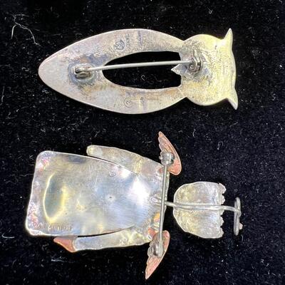 Vintage collectibles lot with a walrus