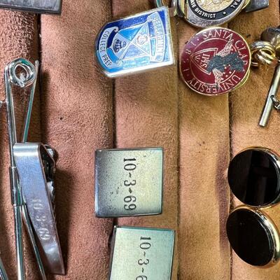 Judge's leather organizer with cufflinks Swiza Sheffield Alarm Clock, 2 lwather wallets