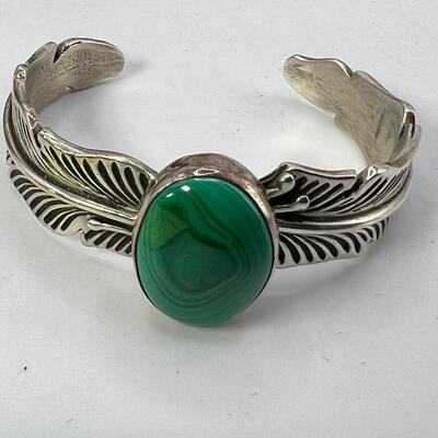 Native American hallmark Robert Kelly  Sterling cuff bracelet with malachite stone