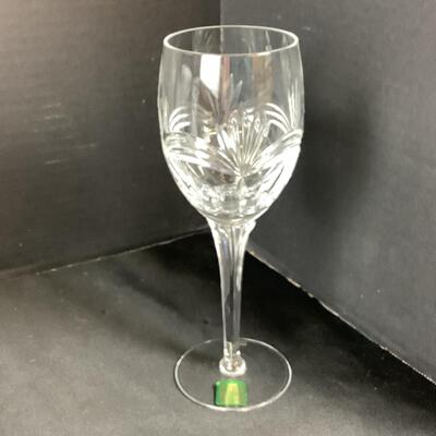 Lot 5007 Six Marquis by Waterford â€œ. Calais â€œ Crystal Wine Glasses