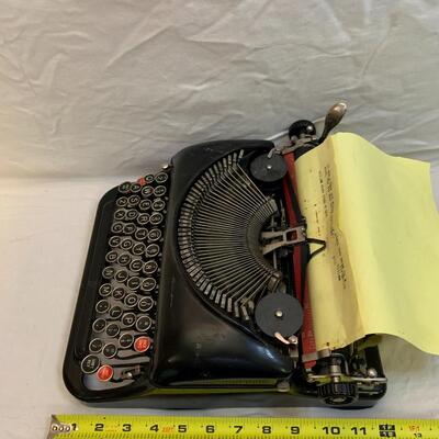 Remington Rand Remington 5 vintage typewriter 10.5” wide x 12” deep