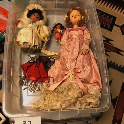 Flat of Dolls