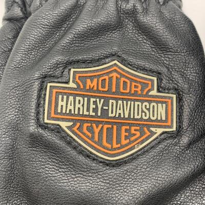 Harley Davidson Womenâ€™s size medium Leather gloves
